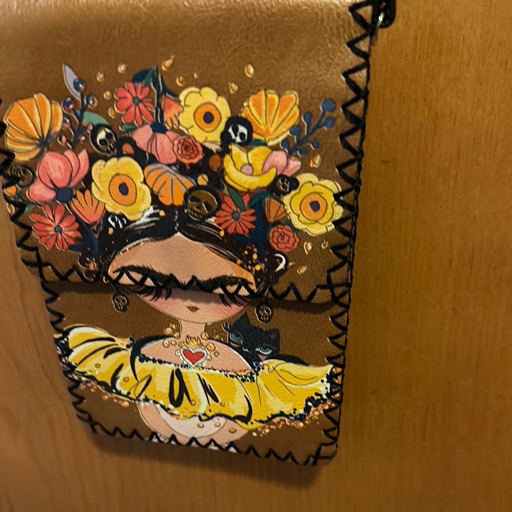 Frida Khalo Floral Art Tan Bag crossbody New